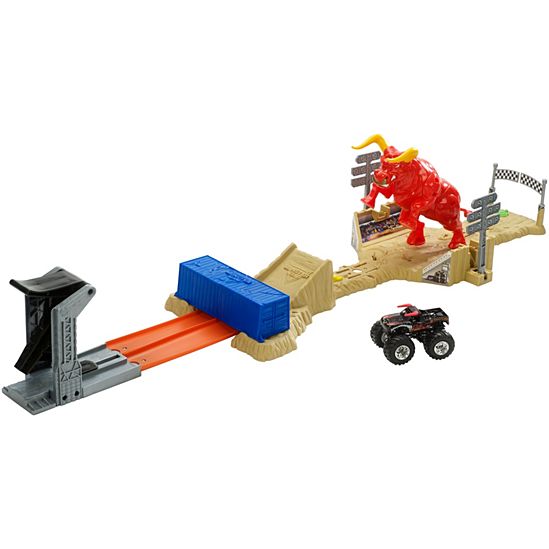 Hot Wheels Monster Jam El Toro Loco Showdown Play Set Online now